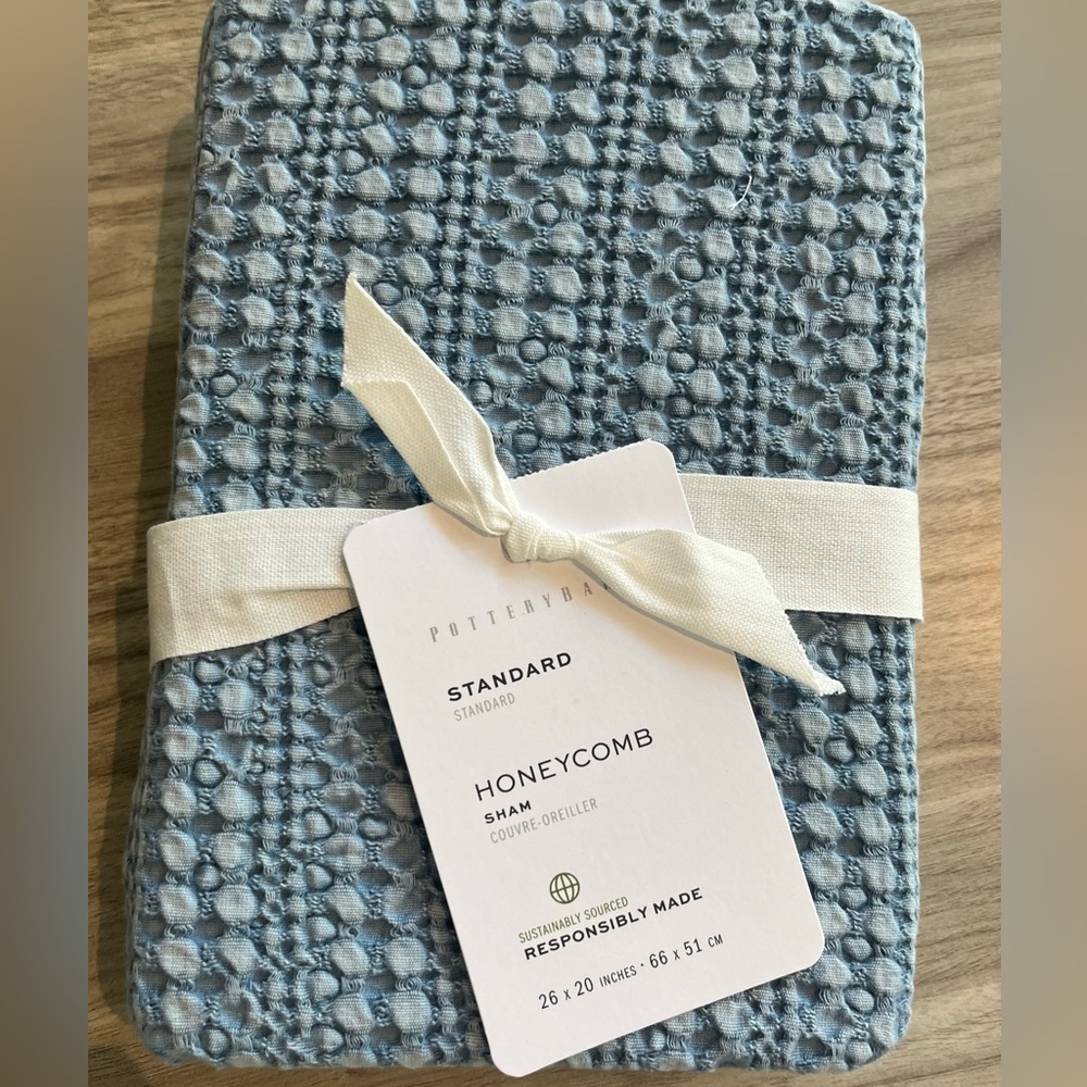 NWT Pottery Barn Honeycomb Sham Chambray Blue